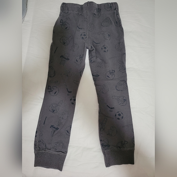 OshKosh Pull on,gray/blue kid boys size 7,elastic waist,string tie,French terry - Picture 3 of 3